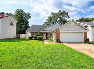 10 Glen Willow Ct, Greer, SC 29650