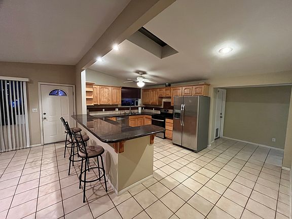 2nd image of 8961 Earhart St