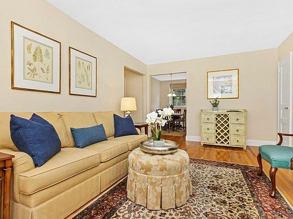 4th image of 29 Englewood Ave APT 5
