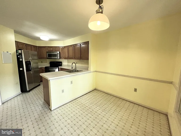 2134 Kings Garden Way #357 — Photo 7