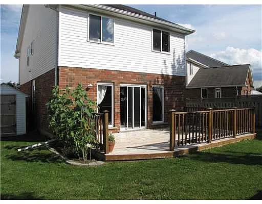 Building Photo - 379 Havendale Cres