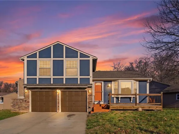 610 E Bristol Ln, Olathe, KS 66061