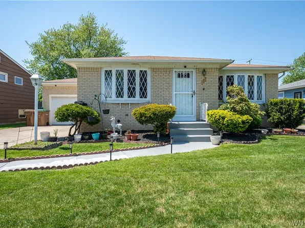 107 Nagel Dr, Cheektowaga, NY 14225