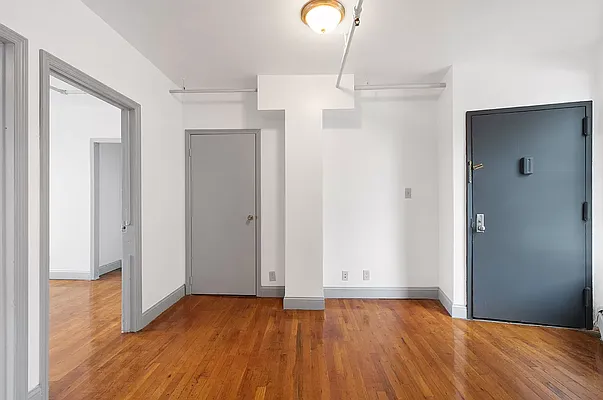 Rented by REAL New York | media 40