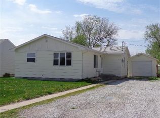 920 W 11th St, Lexington, NE 68850