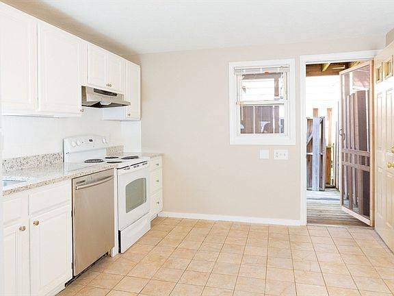 5th image of 41 Marion St
