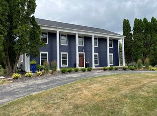 1919 Flemington Dr, Troy, MI 48098