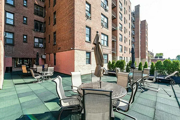 Sold by Prime Realty | media 11