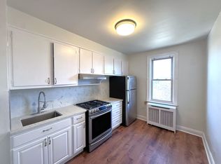 52-21 79th St #2F, Elmhurst, NY 11373