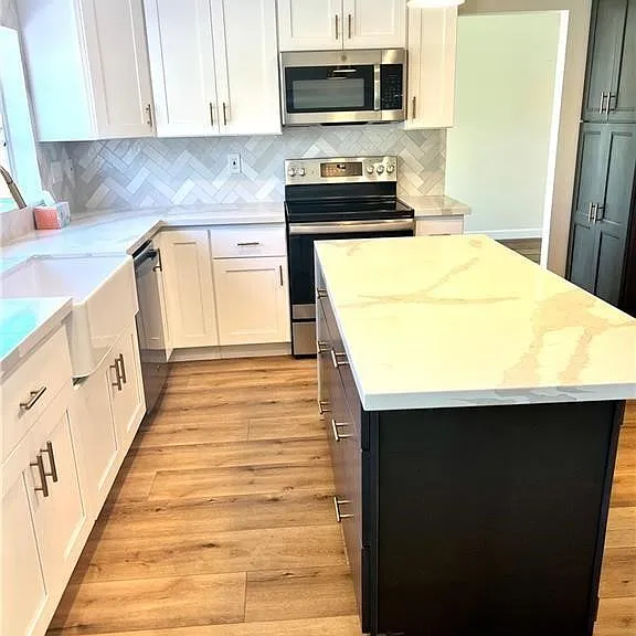 25241 Mawson Dr — Photo 8