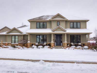 4812 160th St, Urbandale, IA, 50323