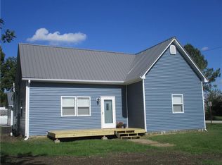 410 Freemont St, Tower Hill, IL 62571