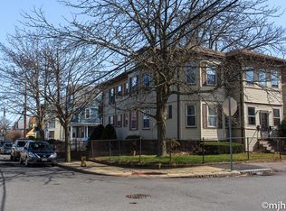2 Tolman St, Waltham, MA 02453