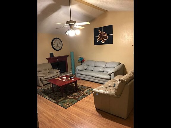 3rd image of 1202-616 Thorpe Ln