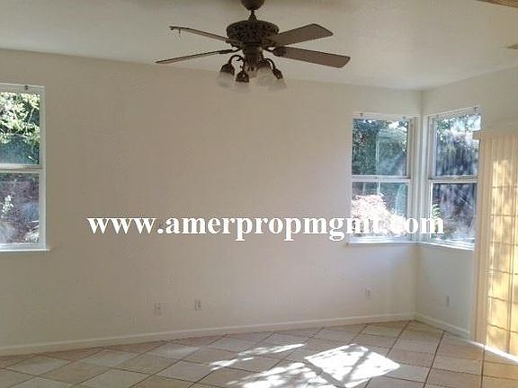 4th image of 1008 Vanston Way