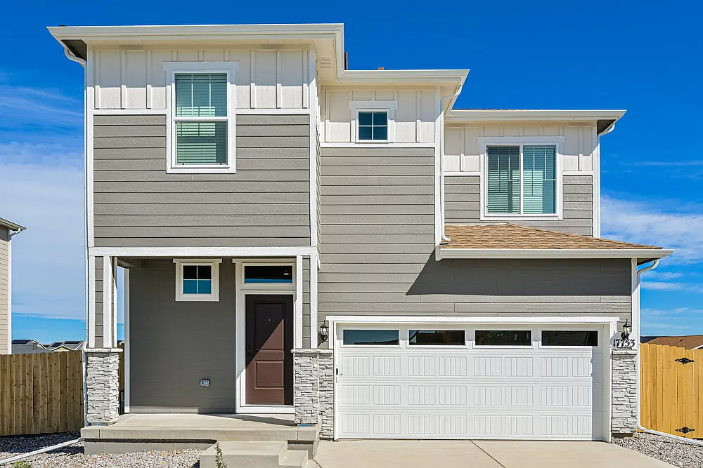5 bed, 2.5 bath, 2200 sqft, $3,341 — Photo 1