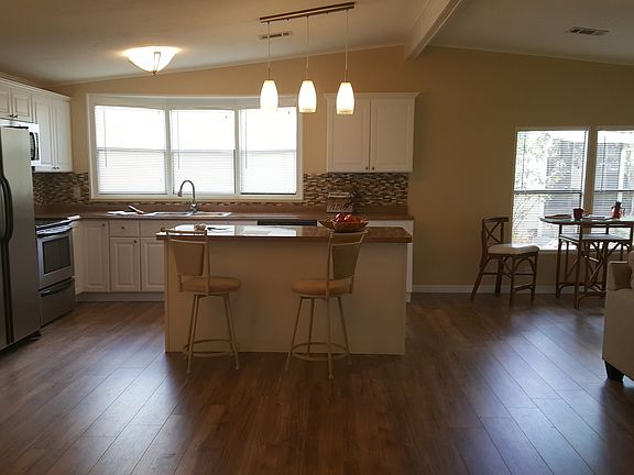 5th image of 19237 Green Valley Ct