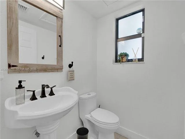 8708 SW 159th Path — Photo 6