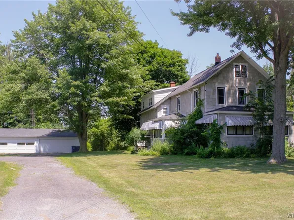 300 Dodge Rd, Getzville, NY 14068