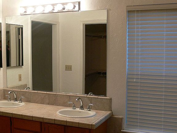 4th image of 8827 Kentshire Way