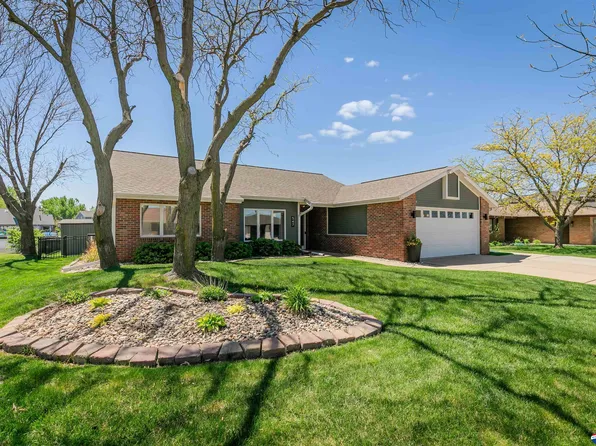 547 Pier 1, Lincoln, NE 68528