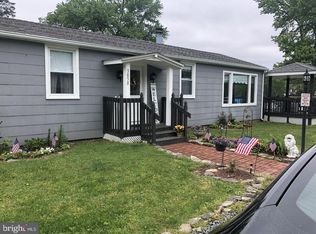 3858 Pine St, Williamstown, NJ 08094