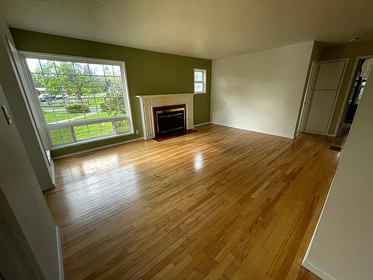12080 SW Fairfield St — Photo 3