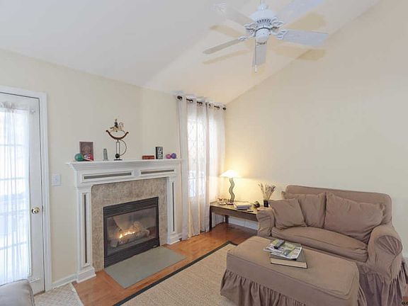 5th image of 31 Glenmore Ave