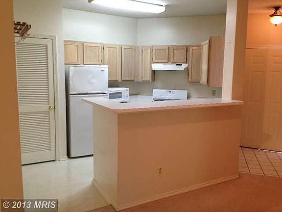 2nd image of 4409 Fair Stone Dr APT 204