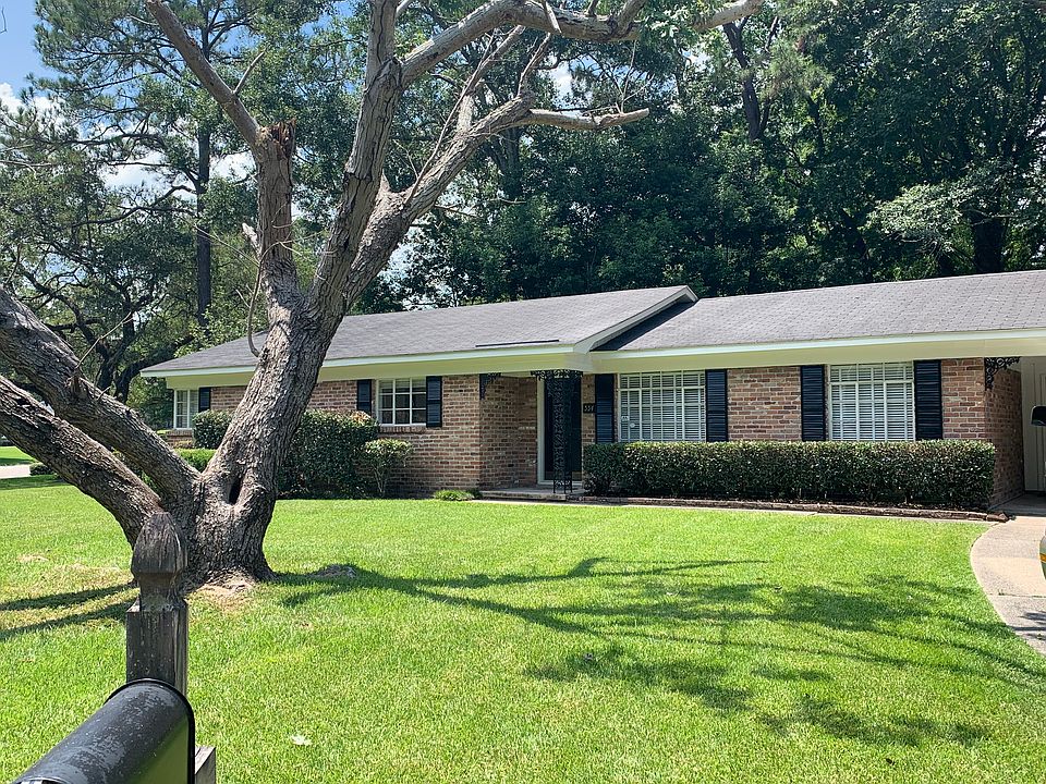 1st image of 554 E Barksdale Dr