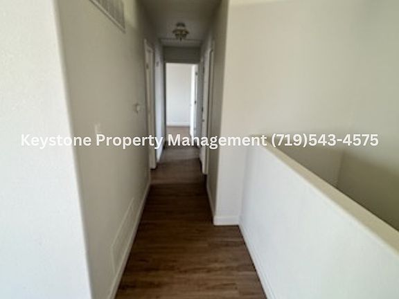 4th image of 188 W Greenway Ct