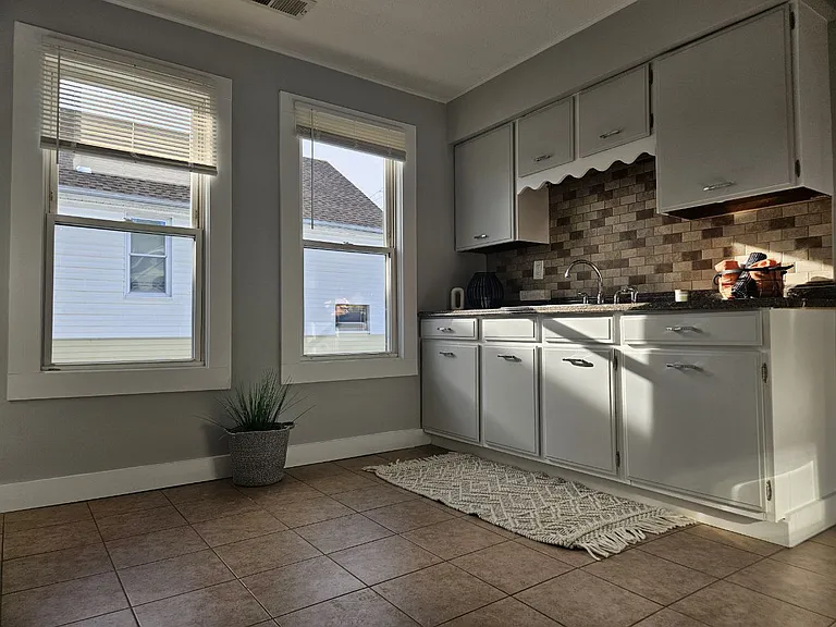 78 Harrison St #2 — Photo 17