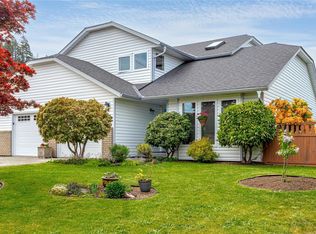810 Colonia Dr, Ladysmith, BC V9G1N3
