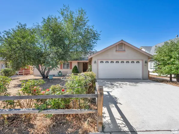 1021 Popo Agie Way, Yerington, NV 89447