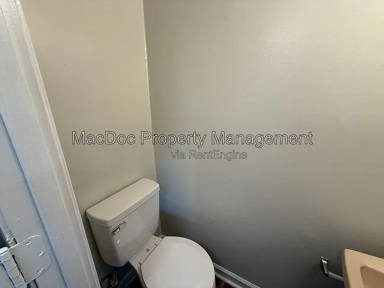 400 Rann Ct — Photo 8