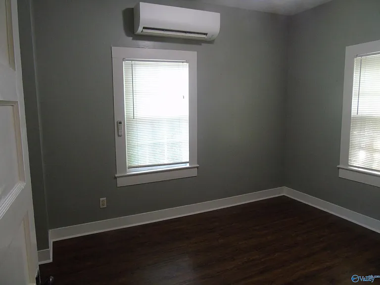 1305B Wells Ave SE — Photo 8