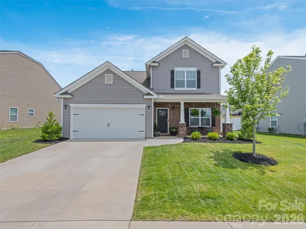104 Wheatfield Rd #8, Fletcher, NC 28732