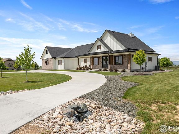 2nd image of 37179 Soaring Eagle Cir