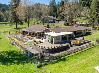 1868 Larson Rd, Roseburg, OR 97471