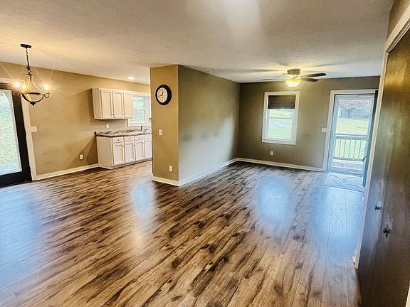 2nd image of 155 Dorothy Ln