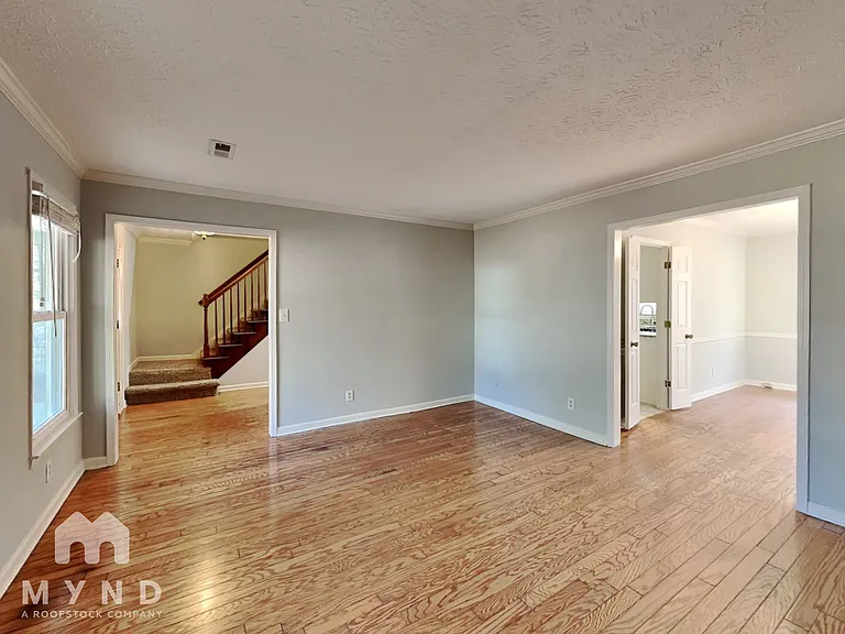 141 McElroy Rd — Photo 8