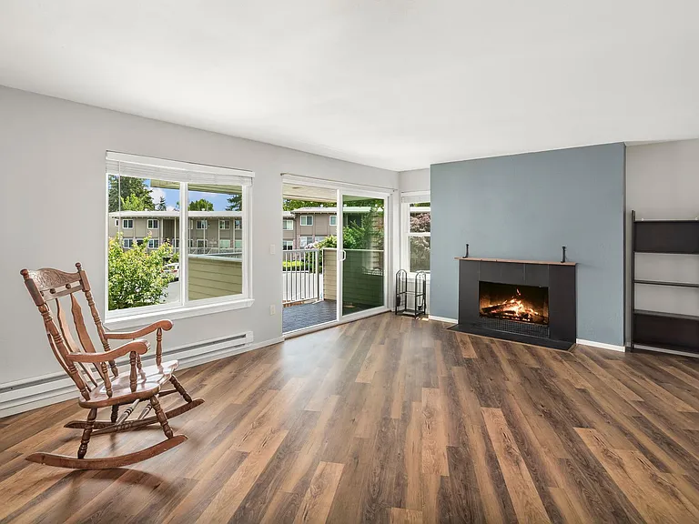 4214 W Lake Sammamish Pkwy NE #301 — Photo 13