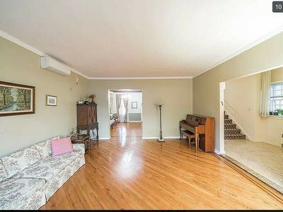 948 E 19th St, Brooklyn, NY, 11230