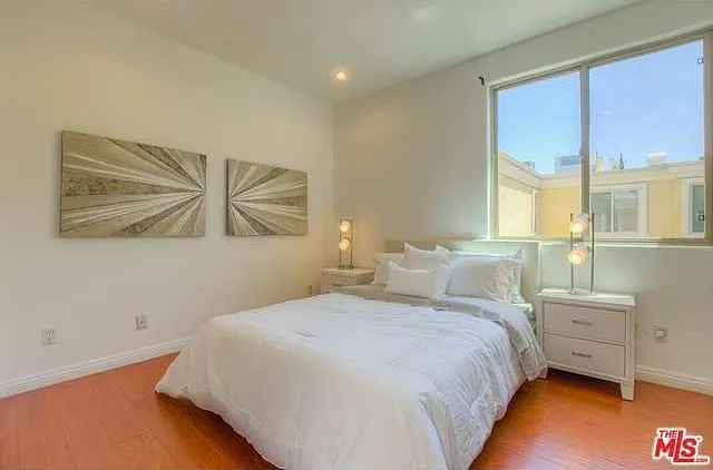 5303 Satsuma Ave #107 — Photo 6