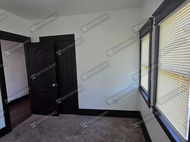 2982 Vicksburg St — Photo 18