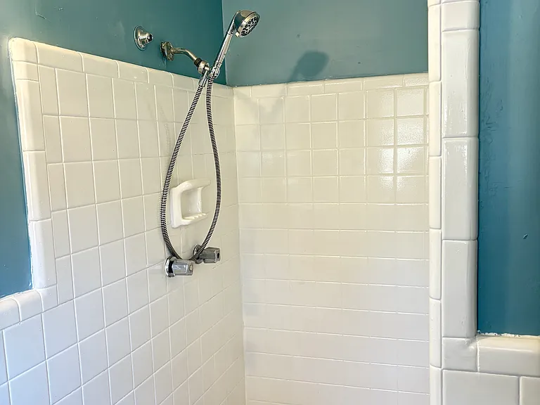$1150 bedroom with full bathroom.