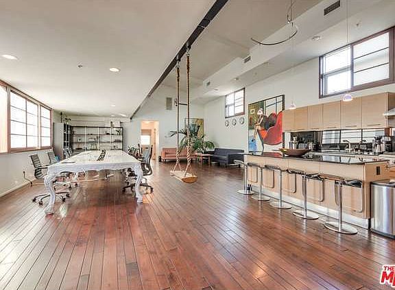 3rd image of 2100 Abbot Kinney Blvd Unit 6