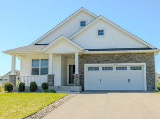 8251 62nd St S, Cottage Grove, MN 55016