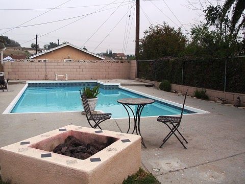 2nd image of 3226 E Quinnell Dr