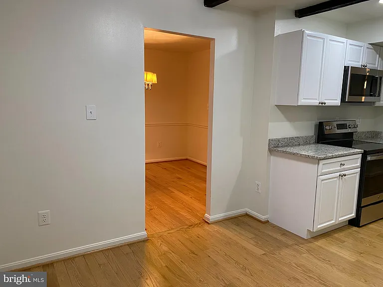 6802 Dina Leigh Ct — Photo 14